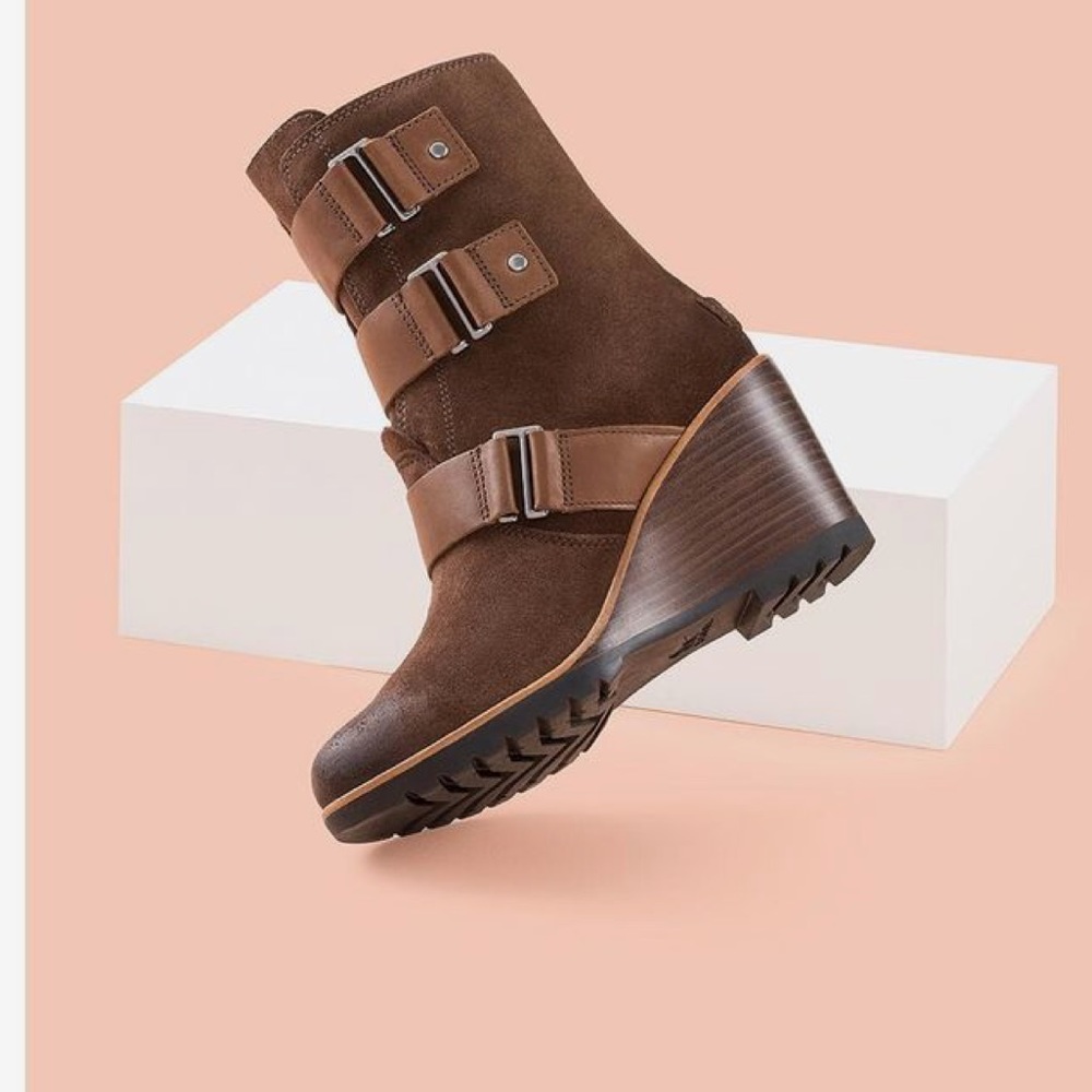 NWT SOREL WOMEN'S AFTER HOURS SUEDE BOOTIE Sz: 7 - Picture 3 of 8